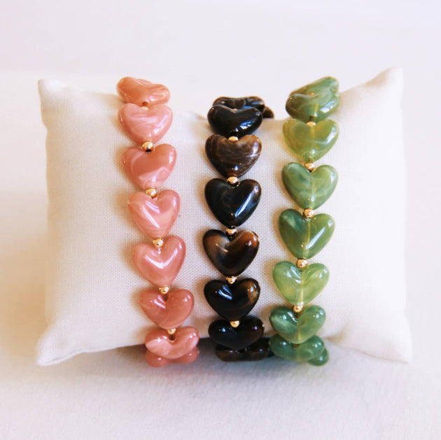 Kralenarmband hartjes roze