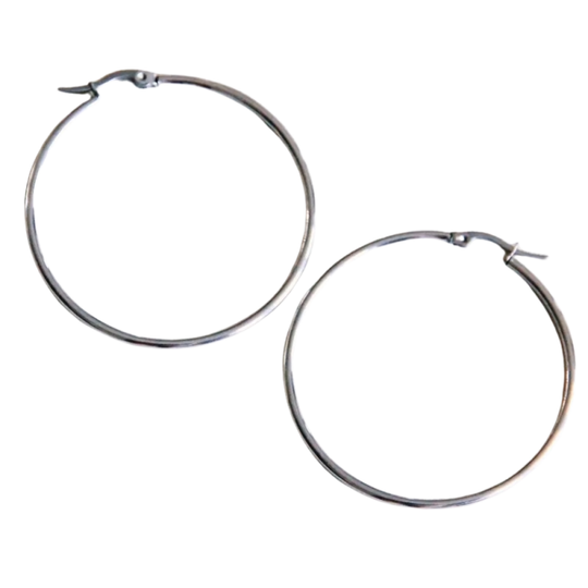 Grote ringen zilver handgemaakte oorbellen van Joy & Clay